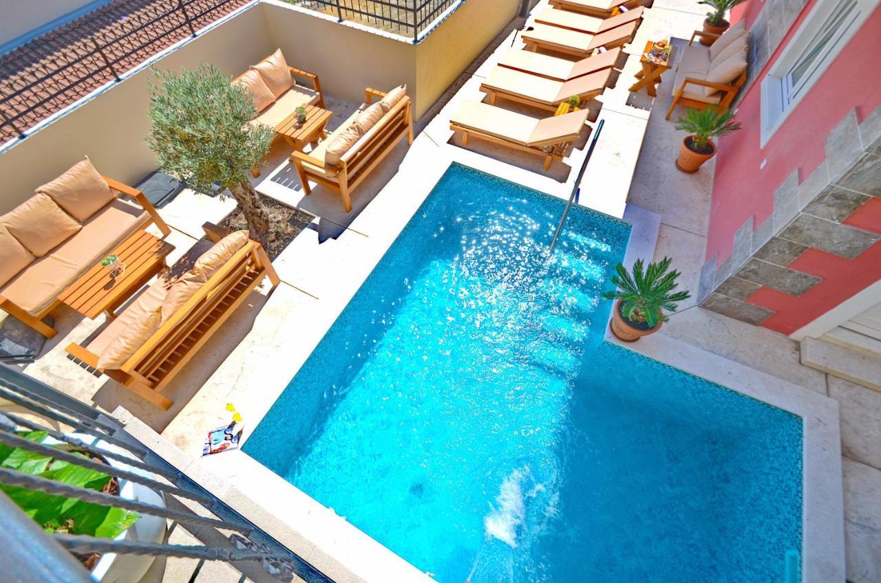 Apartments Lux S Tivat Buitenkant foto
