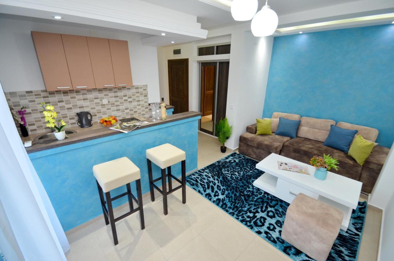 Apartments Lux S Tivat Buitenkant foto