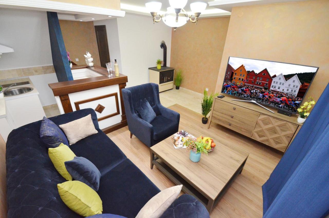 Apartments Lux S Tivat Buitenkant foto