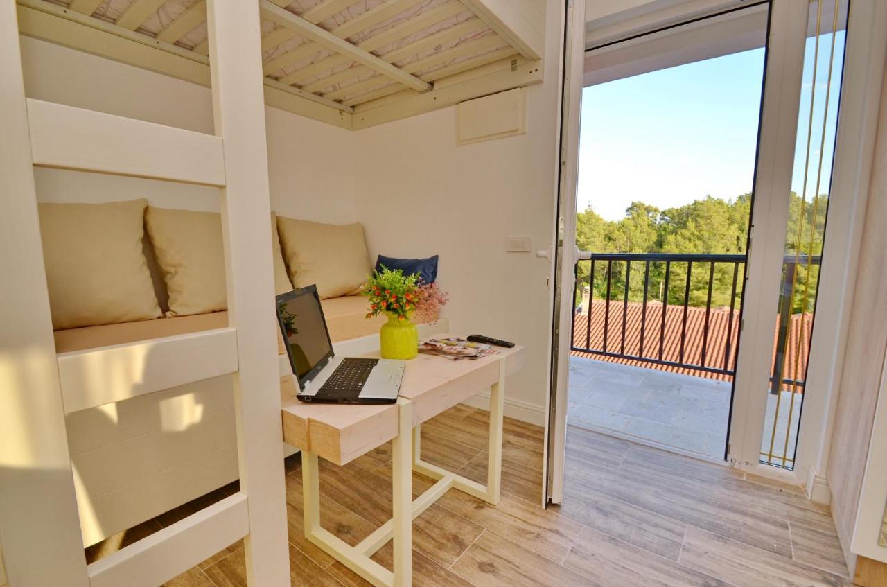 Apartments Lux S Tivat Buitenkant foto